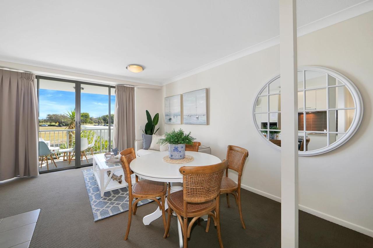 The Point Resort Bargara Exterior photo